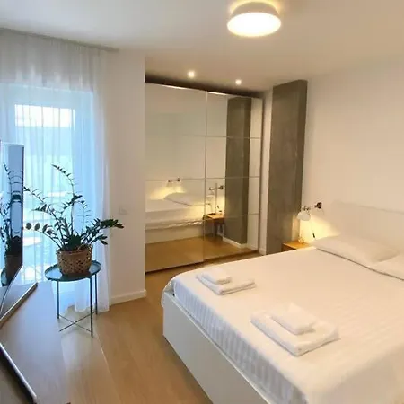 Apartment Zorilor 2-rooms With Private Parking *